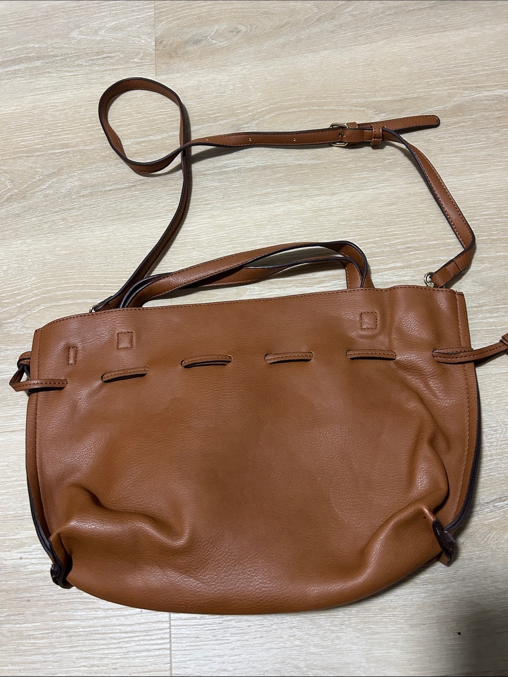 Lucky Brand Tan Leather Shoulder Bag with Adjustable Strap